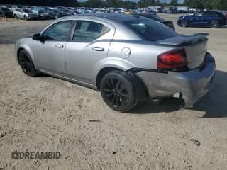 ✅ 2014 Dodge Avenger SE • VIN: 1C3CDZAB1EN154074 • Лот: 90272665. Опубликован ранее на Copart с пробегом 122 136 миль. Бесплатный доступ к архиву аукционных продаж из США и подробный отчёт об истории автомобиля на DreamBid. Изображение 2.