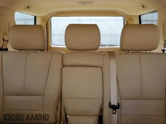 ✅ 2003 Mercedes-Benz M 350 • VIN: 4JGAB57EX3A436037 • Лот: 70079495. Опубликован ранее на Copart с пробегом 68 407 миль. Бесплатный доступ к архиву аукционных продаж из США и подробный отчёт об истории автомобиля на DreamBid. Изображение 10.