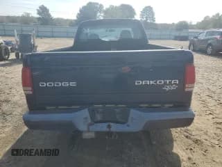✅ 2004 Dodge Dakota • VIN: 1D7GL12K64S663339 • Lot: 78636264. Wystawiony na Copart z przebiegiem 236 572 mil. Bezpłatny archiwum sprzedaży aukcyjnych z USA i szczegółowy raport historii pojazdu na DreamBid. Zdjęcie 6.