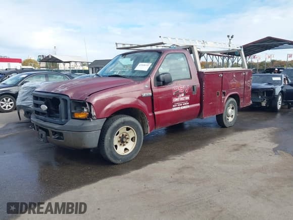 ✅ 2006 Ford F-250 • VIN: 1FDNF20546EB72258 • Lot: 43568332. Wystawiony na IAAI z przebiegiem 240 545 mil. Bezpłatny archiwum sprzedaży aukcyjnych z USA i szczegółowy raport historii pojazdu na DreamBid. Zdjęcie 2.