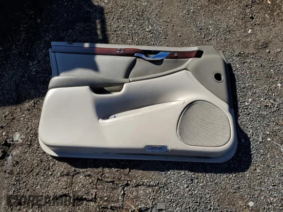 ✅ 2000 Cadillac DeVille • VIN: 1G6KF5799YU225775 • Lot: 82356815. Wystawiony na Copart z przebiegiem 52 022 mil. Bezpłatny archiwum sprzedaży aukcyjnych z USA i szczegółowy raport historii pojazdu na DreamBid. Zdjęcie 12.