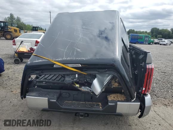 ✅ 2022 Toyota Tundra Limited Hybrid • VIN: 5TFJC5DB1NX007610 • Lot: 68944175. Wystawiony na Copart z przebiegiem Nie podano. Bezpłatny archiwum sprzedaży aukcyjnych z USA i szczegółowy raport historii pojazdu na DreamBid. Zdjęcie 6.