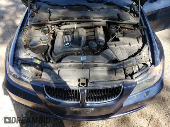 ✅ 2007 BMW 3 Series 328xi • VIN: WBAVC93517K031083 • Lot: 81987295. Listed on Copart with 207,928 mi. Free auction sales archive from the USA and detailed vehicle history report at DreamBid. Image 11.