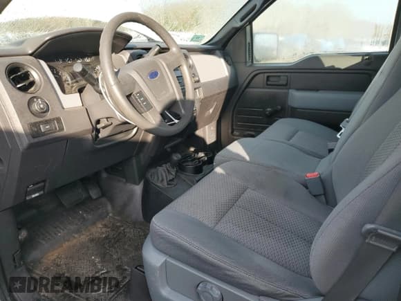 ✅ 2011 Ford F-150 XL • VIN: 1FTMF1EM1BKD82791 • Lot: 82148724. Listed on Copart with 76,928 mi. Free auction sales archive from the USA and detailed vehicle history report at DreamBid. Image 8.