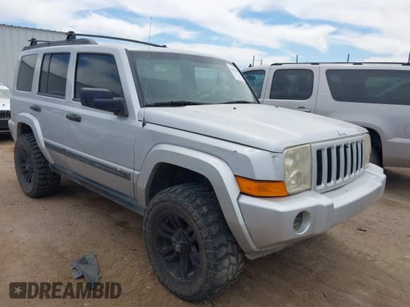✅ 2006 Jeep Commander • VIN: 1J8HG48K06C349008 • Lot: 42084480. Wystawiony na IAAI z przebiegiem 222 664 mil. Bezpłatny archiwum sprzedaży aukcyjnych z USA i szczegółowy raport historii pojazdu na DreamBid. Zdjęcie 1.