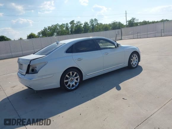 ✅ 2013 Hyundai Equus Signature • VIN: KMHGH4JH5DU067643 • Лот: 43349338. Опубликован ранее на IAAI с пробегом 198 620 миль. Бесплатный доступ к архиву аукционных продаж из США и подробный отчёт об истории автомобиля на DreamBid. Изображение 4.