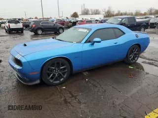 ✅ 2019 Dodge Challenger R/T • VIN: 2C3CDZBT7KH639380 • Lot: 83933265. Wystawiony na Copart z przebiegiem 94 054 mil. Bezpłatny archiwum sprzedaży aukcyjnych z USA i szczegółowy raport historii pojazdu na DreamBid. Zdjęcie 1.