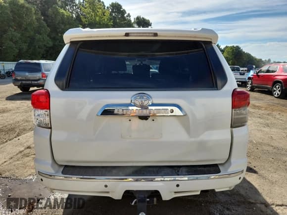 ✅ 2012 Toyota 4Runner SR5 • VIN: JTEBU5JR9C5099797 • Lot: 85500355. Listed on Copart with Not provided. Free auction sales archive from the USA and detailed vehicle history report at DreamBid. Image 6.