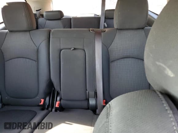 ✅ 2014 Chevrolet Traverse LT • VIN: 1GNKRGKD5EJ160746 • Lot: 70323904. Wystawiony na Copart z przebiegiem 134 657 mil. Bezpłatny archiwum sprzedaży aukcyjnych z USA i szczegółowy raport historii pojazdu na DreamBid. Zdjęcie 10.