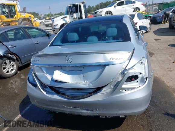 ✅ 2016 Mercedes-Benz C 300 • VIN: 55SWF4KB4GU167793 • Lot: 43193259. Listed on IAAI with 106,476 mi. Free auction sales archive from the USA and detailed vehicle history report at DreamBid. Image 17.
