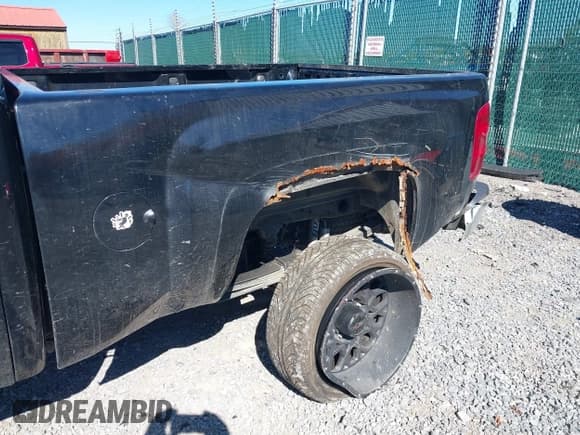 ✅ 2014 Chevrolet Silverado 2500HD LTZ • VIN: 1GC1KYE89EF133257 • Lot: 43420254. Listed on IAAI with 198,864 mi. Free auction sales archive from the USA and detailed vehicle history report at DreamBid. Image 20.