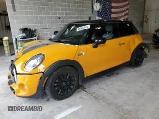 2015 MINI Hardtop S with VIN WMWXP7C59F2A37426, listed as a Copart auction lot 81668075 with 68,790 mi miles and Salvage title. Bid and sale history available at DreamBid. Image 1.