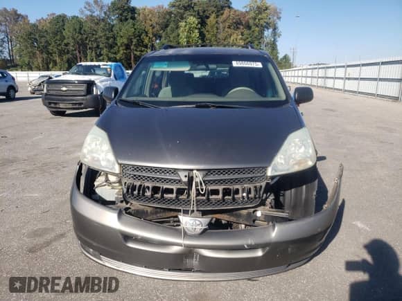 2005 Toyota Sienna LE с VIN 5TDZA23CX5S297630, выставлен на аукционе Copart как лот 89806975 с пробегом 188 549 миль миль и Списание • Salvage title. История ставок и продаж доступна на DreamBid. Изображение 5.