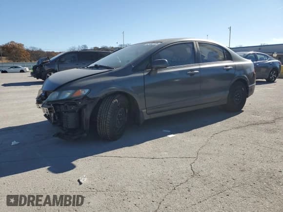 ✅ 2010 Honda Civic LX • VIN: 2HGFA1F53AH532986 • Lot: 92466105. Listed on Copart with 136,878 mi. Free auction sales archive from the USA and detailed vehicle history report at DreamBid. Image 1.