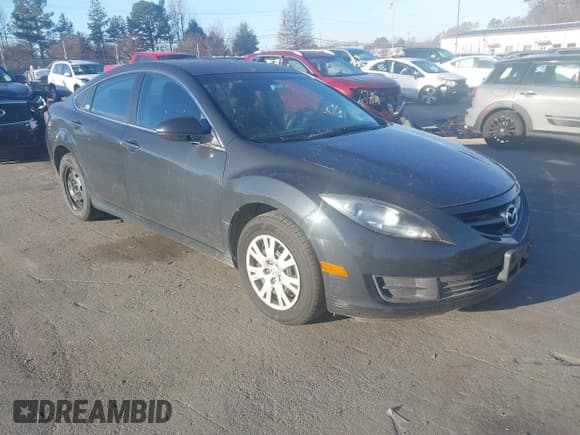 ✅ 2013 Mazda 6 i Sport • VIN: 1YVHZ8BH5D5M10208 • Lot: 43787146. Wystawiony na IAAI z przebiegiem 96 321 mil. Bezpłatny archiwum sprzedaży aukcyjnych z USA i szczegółowy raport historii pojazdu na DreamBid. Zdjęcie 1.