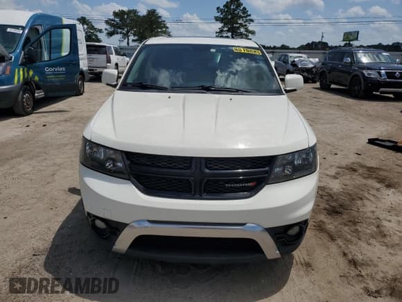 ✅ 2015 Dodge Journey Crossroad • VIN: 3C4PDCGG3FT752634 • Lot: 57660055. Wystawiony na Copart z przebiegiem 252 468 mil. Bezpłatny archiwum sprzedaży aukcyjnych z USA i szczegółowy raport historii pojazdu na DreamBid. Zdjęcie 5.