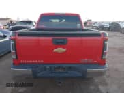 ✅ 2007 Chevrolet Silverado 1500 1LT • VIN: 3GCEC13J57G535161 • Lot: 41282921. Wystawiony na IAAI z przebiegiem Nie podano. Bezpłatny archiwum sprzedaży aukcyjnych z USA i szczegółowy raport historii pojazdu na DreamBid. Zdjęcie 16.