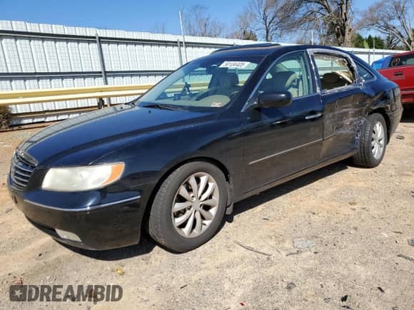 2006 Hyundai Azera SE z VIN KMHFC46F76A061090, wystawiony jako Copart lot #50104405 z przebiegiem Nie podano mil oraz Czysty tytuł • Clean title. Historia ofert i sprzedaży dostępna na DreamBid. Obrazek 1.