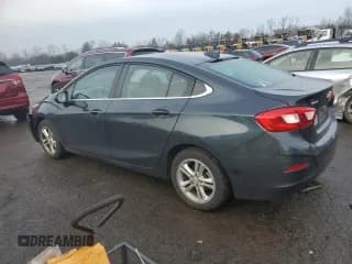 ✅ 2017 Chevrolet Cruze LT • VIN: 1G1BE5SM1H7128637 • Lot: 72746332. Wystawiony na Copart z przebiegiem 81 640 mil. Bezpłatny archiwum sprzedaży aukcyjnych z USA i szczegółowy raport historii pojazdu na DreamBid. Zdjęcie 2.