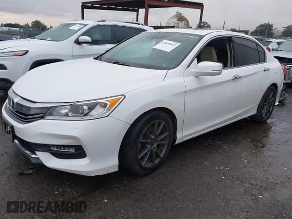 ✅ 2016 Honda Accord EX-L • VIN: 1HGCR3F02GA029856 • Lot: 43459835. Wystawiony na IAAI z przebiegiem 89 949 mil. Bezpłatny archiwum sprzedaży aukcyjnych z USA i szczegółowy raport historii pojazdu na DreamBid. Zdjęcie 2.