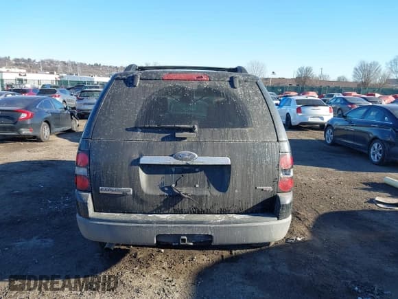 ✅ 2006 Ford Explorer XLT • VIN: 1FMEU73896ZA09638 • Lot: 41452293. Wystawiony na IAAI z przebiegiem 174 980 mil. Bezpłatny archiwum sprzedaży aukcyjnych z USA i szczegółowy raport historii pojazdu na DreamBid. Zdjęcie 17.