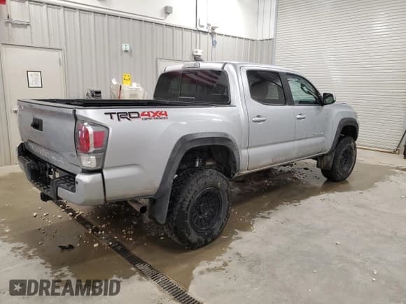✅ 2023 Toyota Tacoma SR • VIN: 3TYCZ5AN3PT152070 • Lot: 70323625. Listed on Copart with 134,996 mi. Free auction sales archive from the USA and detailed vehicle history report at DreamBid. Image 3.