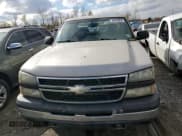 ✅ 2006 Chevrolet Silverado 1500 LS • VIN: 1GCEC19X16Z205186 • Лот: 79639004. Опубликован ранее на Copart с пробегом 200 735 миль. Бесплатный доступ к архиву аукционных продаж из США и подробный отчёт об истории автомобиля на DreamBid. Изображение 5.