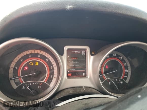 ✅ 2013 Dodge Journey American Value • VIN: 3C4PDCAB8DT621502 • Lot: 82229425. Wystawiony na Copart z przebiegiem 194 451 mil. Bezpłatny archiwum sprzedaży aukcyjnych z USA i szczegółowy raport historii pojazdu na DreamBid. Zdjęcie 9.