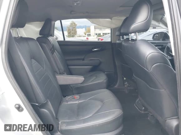 ✅ 2021 Toyota Highlander Hybrid XLE • VIN: 5TDHBRCH4MS536147 • Лот: 43726198. Опубликован ранее на IAAI с пробегом 48 668 миль. Бесплатный доступ к архиву аукционных продаж из США и подробный отчёт об истории автомобиля на DreamBid. Изображение 8.