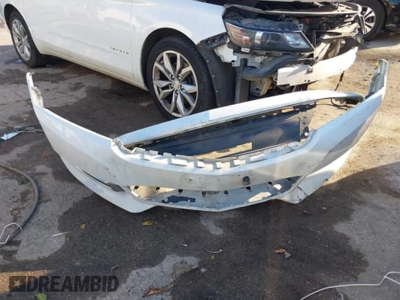 ✅ 2017 Chevrolet Impala LT • VIN: 2G1105SA8H9164243 • Лот: 43407833. Опубликован ранее на IAAI с пробегом 159 282 миль. Бесплатный доступ к архиву аукционных продаж из США и подробный отчёт об истории автомобиля на DreamBid. Изображение 12.