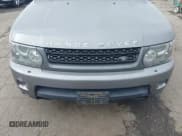 ✅ 2010 Land Rover Range Rover Sport HSE • VIN: SALSF2D48AA234990 • Lot: 43676765. Wystawiony na IAAI z przebiegiem 114 911 mil. Bezpłatny archiwum sprzedaży aukcyjnych z USA i szczegółowy raport historii pojazdu na DreamBid. Zdjęcie 6.