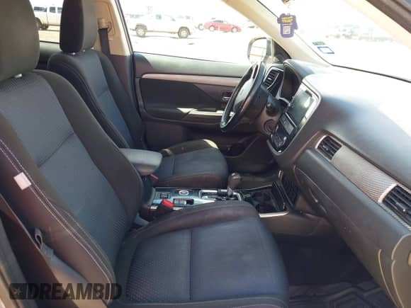 2018 Mitsubishi Outlander ES with VIN JA4AZ3A37JJ003553, listed as a IAAI auction lot 43216959 with 134,804 mi miles and . Bid and sale history available at DreamBid. Image 5.