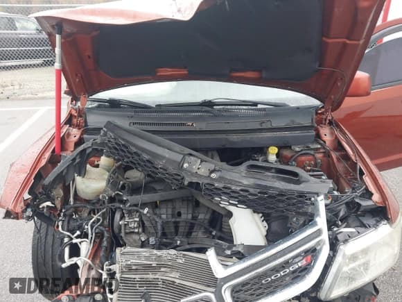 ✅ 2014 Dodge Journey SXT • VIN: 3C4PDCBB1ET198584 • Lot: 43574136. Wystawiony na IAAI z przebiegiem Nie podano. Bezpłatny archiwum sprzedaży aukcyjnych z USA i szczegółowy raport historii pojazdu na DreamBid. Zdjęcie 10.