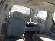 ✅ 2008 Chrysler Town & Country Touring • VIN: 2A8HR54P58R635450 • Lot: 43638098. Listed on IAAI with 322,652 mi. Free auction sales archive from the USA and detailed vehicle history report at DreamBid. Image 8.