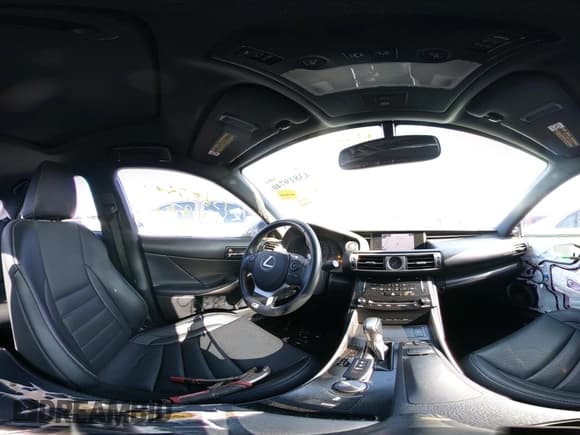 ✅ 2014 Lexus IS 250 • VIN: JTHCF1D21E5015001 • Lot: 43819740. Wystawiony na IAAI z przebiegiem 90 509 mil. Bezpłatny archiwum sprzedaży aukcyjnych z USA i szczegółowy raport historii pojazdu na DreamBid. Zdjęcie 19.