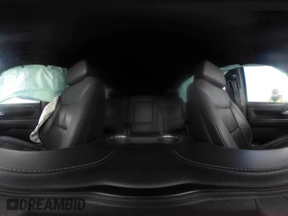 ✅ 2021 Chevrolet Suburban LT • VIN: 1GNSKCKD3MR266318 • Lot: 41333545. Wystawiony na IAAI z przebiegiem 125 032 mil. Bezpłatny archiwum sprzedaży aukcyjnych z USA i szczegółowy raport historii pojazdu na DreamBid. Zdjęcie 18.