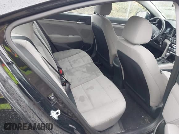 ✅ 2020 Hyundai Elantra SEL • VIN: 5NPD84LF1LH627069 • Lot: 43396663. Listed on IAAI with 83,046 mi. Free auction sales archive from the USA and detailed vehicle history report at DreamBid. Image 8.