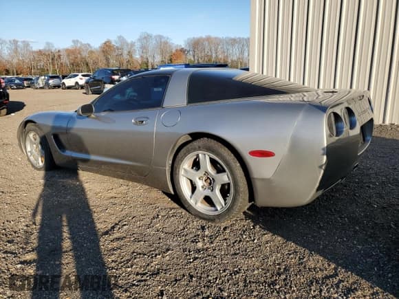 ✅ 1999 Chevrolet Corvette • VIN: 1G1YY22G9X5130138 • Лот: 91632585. Опубликован ранее на Copart с пробегом 135 862 миль. Бесплатный доступ к архиву аукционных продаж из США и подробный отчёт об истории автомобиля на DreamBid. Изображение 2.