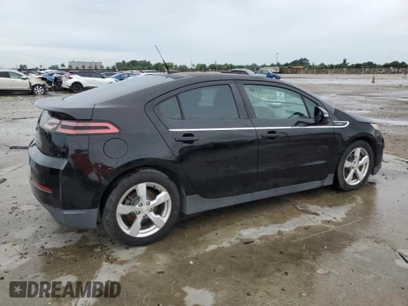 ✅ 2011 Chevrolet Volt • VIN: 1G1RD6E4XBU100332 • Lot: 71916264. Wystawiony na Copart z przebiegiem 11 411 mil. Bezpłatny archiwum sprzedaży aukcyjnych z USA i szczegółowy raport historii pojazdu na DreamBid. Zdjęcie 3.