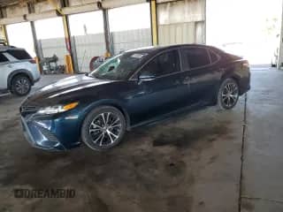 2020 Toyota Camry SE с VIN 4T1M11AK1LU972185, выставлен на аукционе Copart как лот 71732595 с пробегом 145 847 миль миль и Списание • Salvage title. История ставок и продаж доступна на DreamBid. Изображение 1.