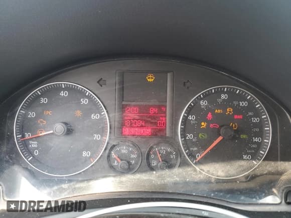 ✅ 2009 Volkswagen Jetta SE • VIN: 3VWRZ71K79M055185 • Lot: 67241205. Listed on Copart with 107,084 mi. Free auction sales archive from the USA and detailed vehicle history report at DreamBid. Image 9.