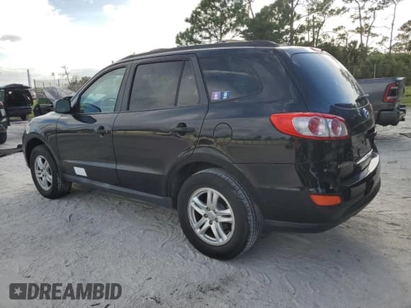 ✅ 2011 Hyundai Santa Fe GLS • VIN: 5XYZG3AB4BG017868 • Lot: 76807764. Listed on Copart with 112,829 mi. Free auction sales archive from the USA and detailed vehicle history report at DreamBid. Image 2.