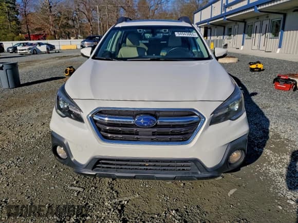 ✅ 2018 Subaru Outback Limited • VIN: 4S4BSANC3J3277572 • Lot: 94943065. Listed on Copart with 86,729 mi. Free auction sales archive from the USA and detailed vehicle history report at DreamBid. Image 5.
