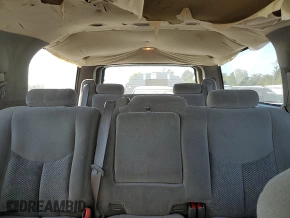 ✅ 2006 Chevrolet Suburban LT • VIN: 3GNEC16Z36G210211 • Лот: 80454605. Опубликован ранее на Copart с пробегом 160 516 миль. Бесплатный доступ к архиву аукционных продаж из США и подробный отчёт об истории автомобиля на DreamBid. Изображение 10.