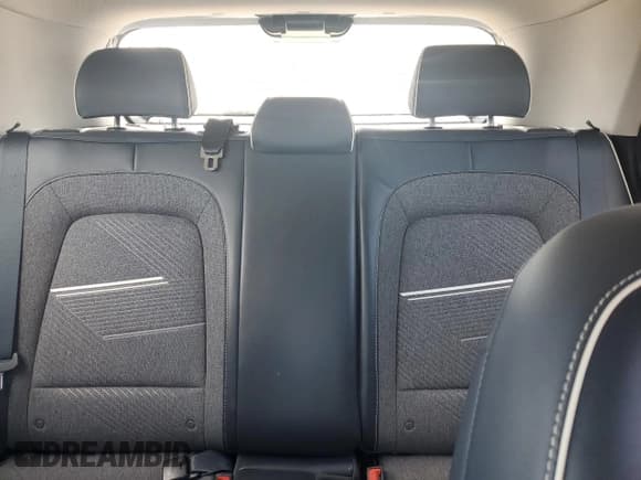 ✅ 2021 Hyundai Venue SEL • VIN: KMHRC8A3XMU129315 • Lot: 54176415. Listed on Copart with 61,092 mi. Free auction sales archive from the USA and detailed vehicle history report at DreamBid. Image 10.