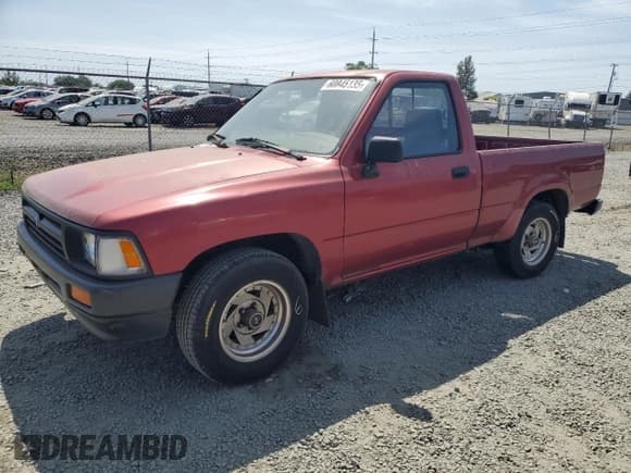 ✅ 1992 Toyota Pickup • VIN: 4TARN81A2NZ019534 • Lot: 60845135. Wystawiony na Copart z przebiegiem 154 771 mil. Bezpłatny archiwum sprzedaży aukcyjnych z USA i szczegółowy raport historii pojazdu na DreamBid. Zdjęcie 1.