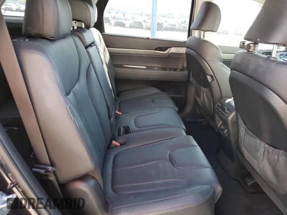 2023 Hyundai Palisade SEL z VIN KM8R4DGE6PU535580, wystawiony jako Copart lot #69501314 z przebiegiem 43 541 mil mil oraz Szkoda całkowita • Salvage title. Historia ofert i sprzedaży dostępna na DreamBid. Obrazek 11.