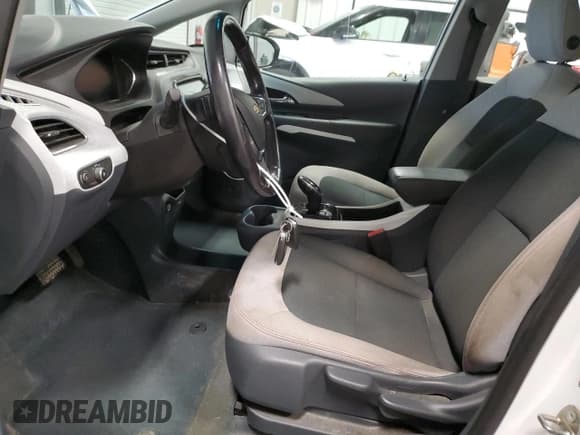 ✅ 2020 Chevrolet Bolt EV LT • VIN: 1G1FY6S02L4114428 • Lot: 52360435. Wystawiony na Copart z przebiegiem 50 609 mil. Bezpłatny archiwum sprzedaży aukcyjnych z USA i szczegółowy raport historii pojazdu na DreamBid. Zdjęcie 7.