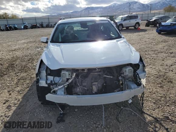 2016 Chevrolet Malibu LT с VIN 1G11C5SA3GF104285, выставлен на аукционе Copart как лот 76307614 с пробегом Не указан миль и Списание • Salvage title. История ставок и продаж доступна на DreamBid. Изображение 5.