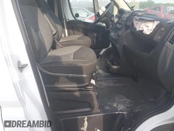 ✅ 2017 Ram ProMaster Cargo • VIN: 3C6TRVPG7HE529801 • Лот: 42143927. Опубликован ранее на IAAI с пробегом 69 993 миль. Бесплатный доступ к архиву аукционных продаж из США и подробный отчёт об истории автомобиля на DreamBid. Изображение 5.